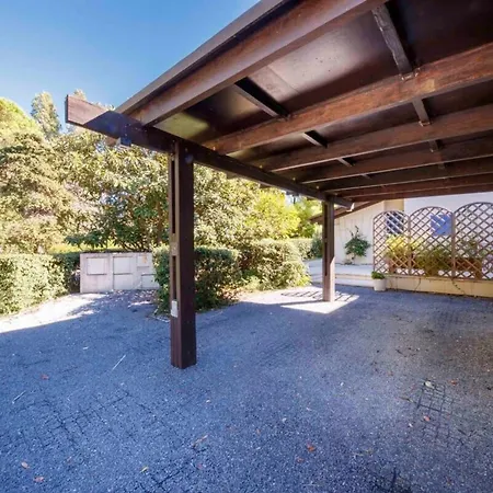 06v - Beautiful With Pool And Tennis Villa *